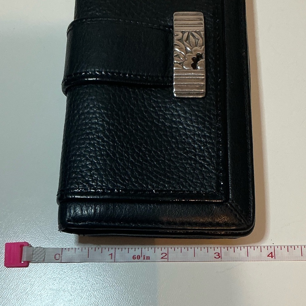 Brighton Black Pebbled & Patent Leather Medium Bifold Wallet Clutch EUC - Picture 14 of 15